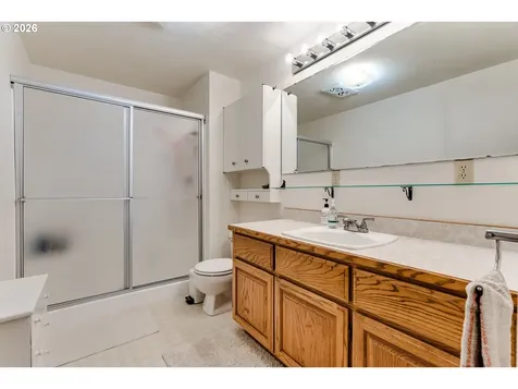 29433 Hodsdonsdale Lane Eugene OR 97402
