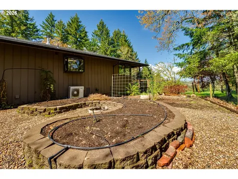 29433 Hodsdonsdale Lane Eugene OR 97402
