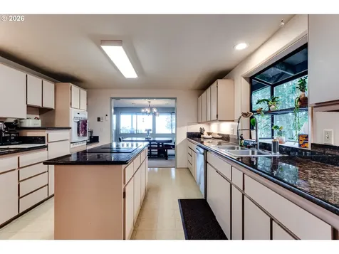 29433 Hodsdonsdale Lane Eugene OR 97402