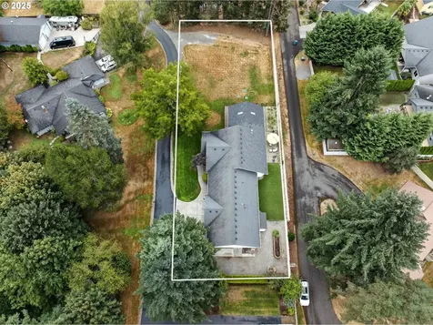 4617 NE 128th Street Vancouver WA 98686