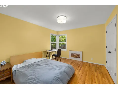 7275 SW Sylvan Court Portland OR 97225