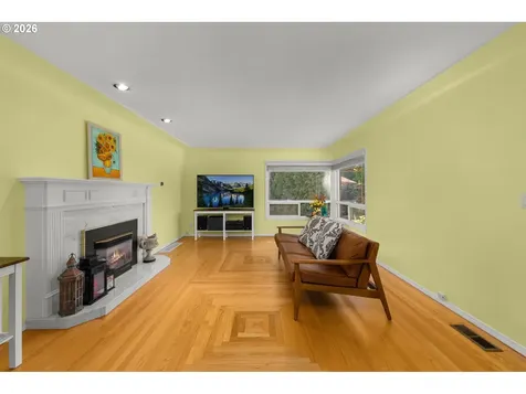 7275 SW Sylvan Court Portland OR 97225