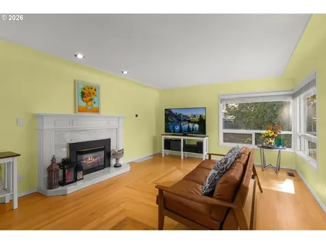 7275 SW Sylvan Court Portland OR 97225