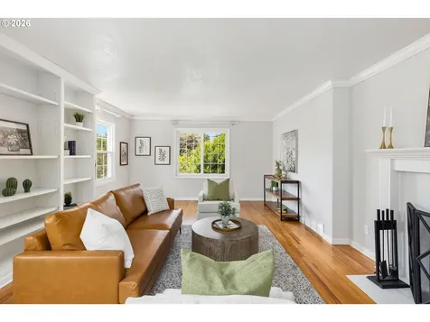6021 SW 46th Avenue Portland OR 97221