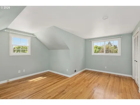 6021 SW 46th Avenue Portland OR 97221