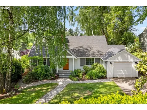 6021 SW 46th Avenue Portland OR 97221