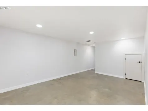 6021 SW 46th Avenue Portland OR 97221