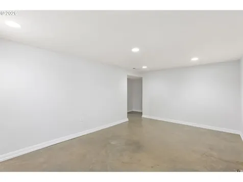 6021 SW 46th Avenue Portland OR 97221