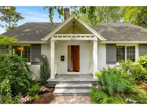 6021 SW 46th Avenue Portland OR 97221