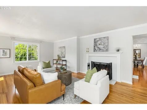6021 SW 46th Avenue Portland OR 97221
