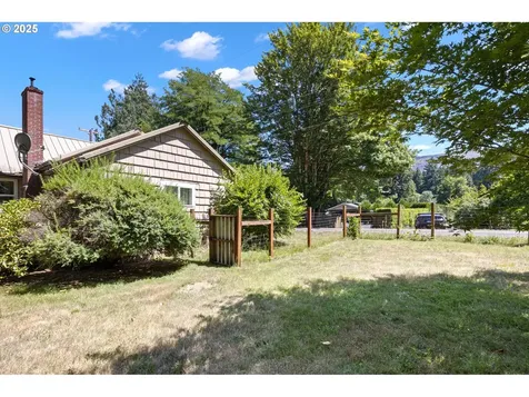 42799 Leaburg Drive Walterville OR 97489