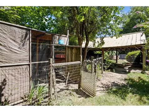 42799 Leaburg Drive Walterville OR 97489