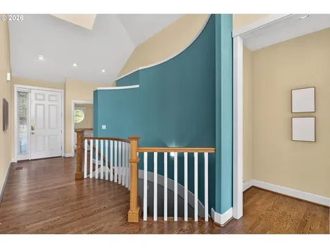 9942 NW Justus Lane Portland OR 97229