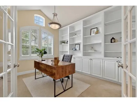 9942 NW Justus Lane Portland OR 97229