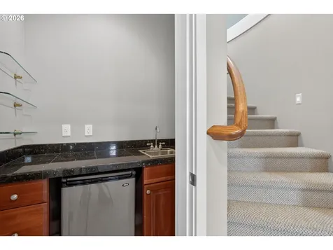 9942 NW Justus Lane Portland OR 97229