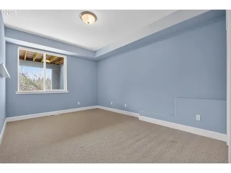 9942 NW Justus Lane Portland OR 97229