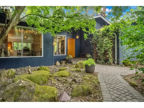 18148 Pioneer Court Lake Oswego OR 97034