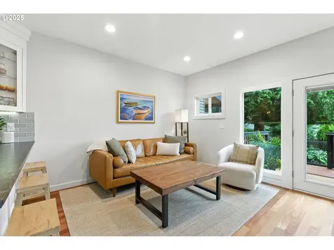 639 2nd Street Lake Oswego OR 97034