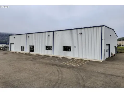 428 NE Newton Creek Drive Roseburg OR 97470