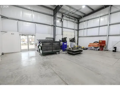 428 NE Newton Creek Drive Roseburg OR 97470