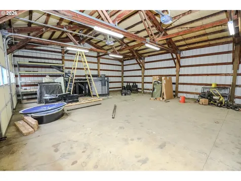428 NE Newton Creek Drive Roseburg OR 97470