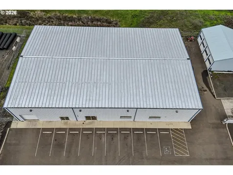 428 NE Newton Creek Drive Roseburg OR 97470