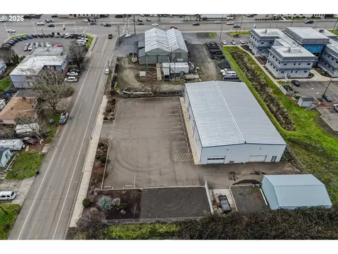 428 NE Newton Creek Drive Roseburg OR 97470