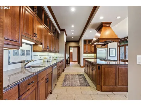 9838 NW Wind Ridge Drive Portland OR 97229