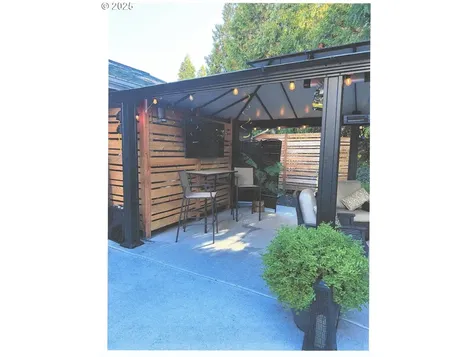13235 SW Ash Drive Portland OR 97223