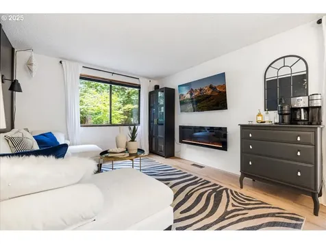 21035 S Mossy Rock Court Oregon City OR 97045