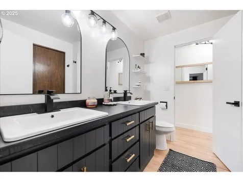 21035 S Mossy Rock Court Oregon City OR 97045