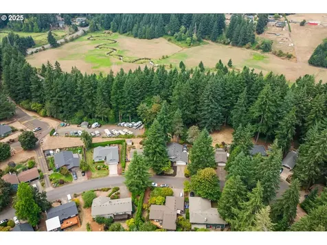 21035 S Mossy Rock Court Oregon City OR 97045