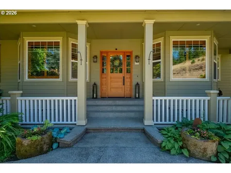 106 Green Valley Road Oakland OR 97462
