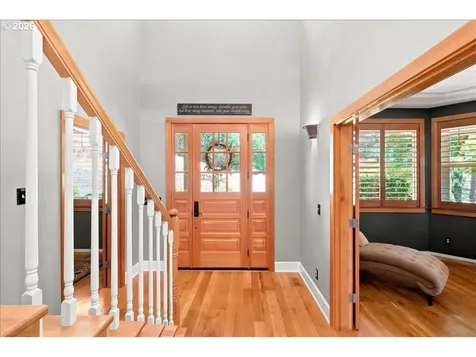 106 Green Valley Road Oakland OR 97462