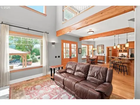106 Green Valley Road Oakland OR 97462