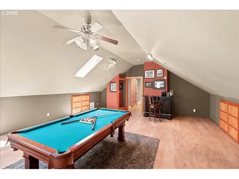 106 Green Valley Road Oakland OR 97462