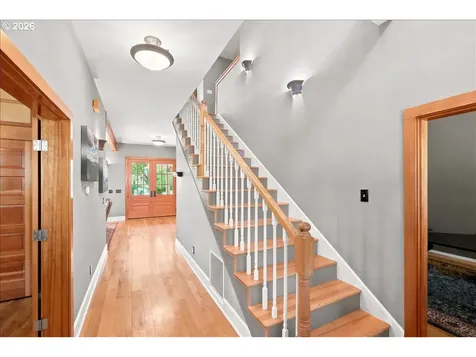 106 Green Valley Road Oakland OR 97462