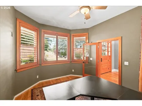 106 Green Valley Road Oakland OR 97462