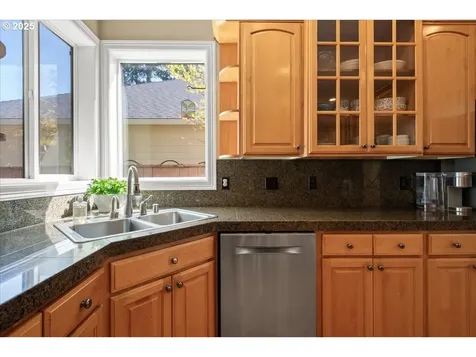 18000 NE 26th Street Vancouver WA 98684