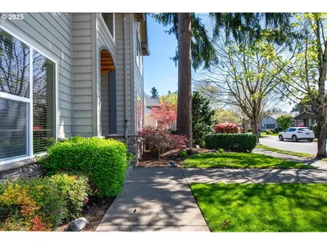 18000 NE 26th Street Vancouver WA 98684