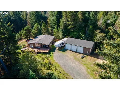 93762 Nabb Lane North Bend OR 97459