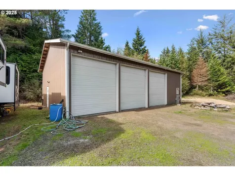 93762 Nabb Lane North Bend OR 97459