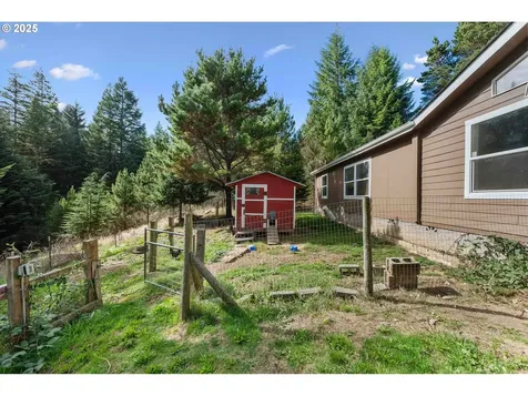 93762 Nabb Lane North Bend OR 97459