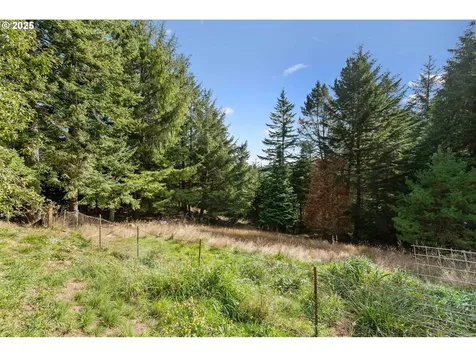 93762 Nabb Lane North Bend OR 97459