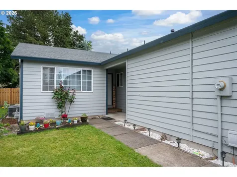418 SE 34th Circle Troutdale OR 97060
