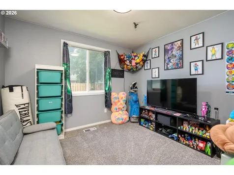 418 SE 34th Circle Troutdale OR 97060