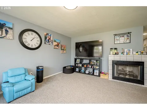 418 SE 34th Circle Troutdale OR 97060