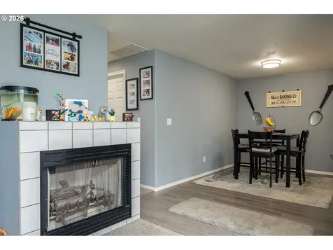 418 SE 34th Circle Troutdale OR 97060