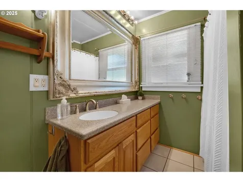 92289 Svensen Market Road Astoria OR 97103