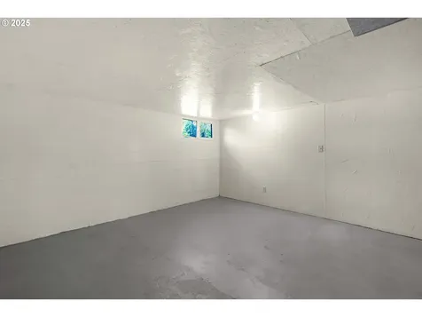 92289 Svensen Market Road Astoria OR 97103